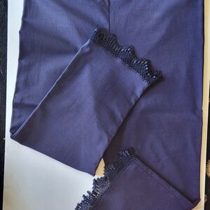 Avenue Navy Cropped Pants With Cute Fringe On The Bottom Of Ea Leg.